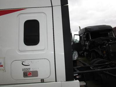 Freightliner Cascadia Left Sleeper Fairing for a Freightliner CASCADIA 126