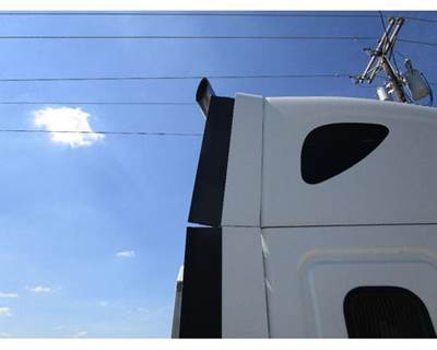 Freightliner Cascadia Right Sleeper Fairing for a Freightliner CASCADIA 125