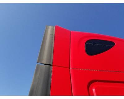 Freightliner Cascadia Right Sleeper Fairing for a Freightliner CASCADIA 125