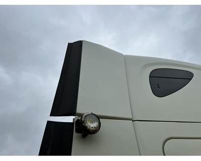 Freightliner Cascadia Right Sleeper Fairing for a Freightliner CASCADIA 125
