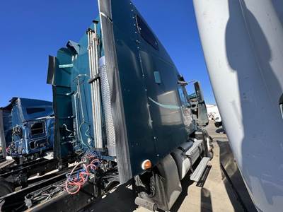 Freightliner Century Class Right Sleeper Fairing for a Freightliner ST120