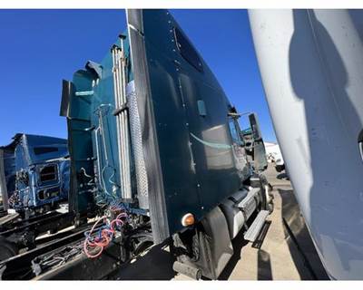 Freightliner Century Class Right Sleeper Fairing for a Freightliner ST120