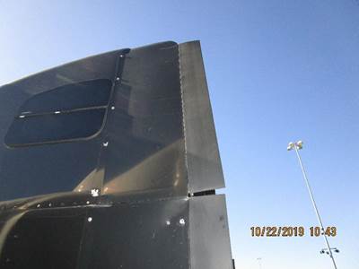 Freightliner Classic XL Left Sleeper Fairing for a Freightliner FLD132 XL CLASSIC