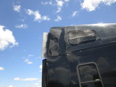 Freightliner Columbia Right Sleeper Fairing for a Freightliner COLUMBIA 120