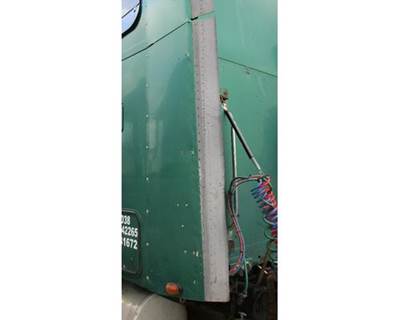 Freightliner Columbia Left Sleeper Fairing for a Freightliner COLUMBIA 120