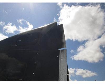 Freightliner Columbia Left Sleeper Fairing for a Freightliner COLUMBIA 120