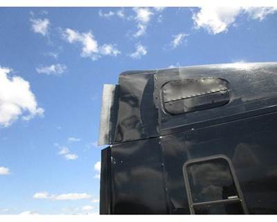 Freightliner Columbia Right Sleeper Fairing for a Freightliner COLUMBIA 120
