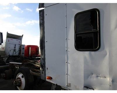 Freightliner Coronado Right Sleeper Fairing for a Freightliner CORONADO 132