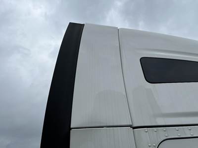 Kenworth T680 Right Sleeper Fairing