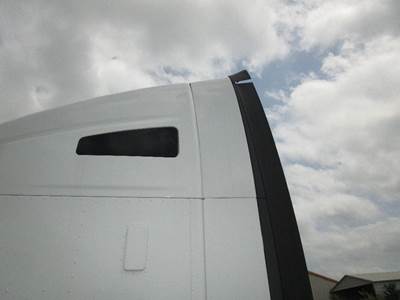 Kenworth T680 Left Sleeper Fairing