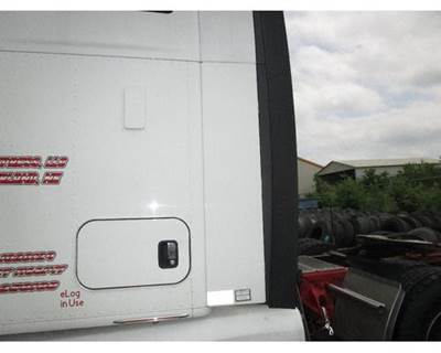 Kenworth T680 Left Sleeper Fairing