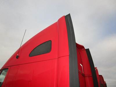 Kenworth T700 Left Sleeper Fairing