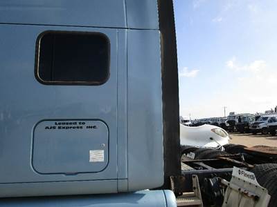 Peterbilt 387 Left Sleeper Fairing