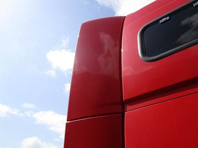 Volvo VNL Right Sleeper Fairing