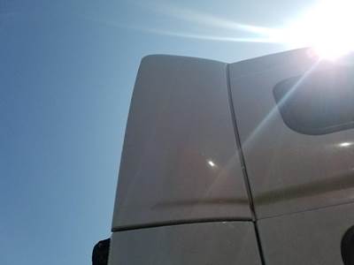 Volvo VNL Right Sleeper Fairing