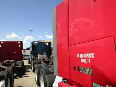 Volvo VNL Right Sleeper Fairing