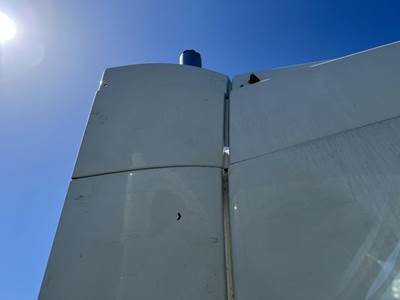 Volvo VNL Right Sleeper Fairing