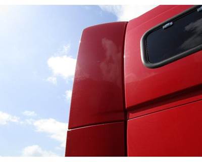 Volvo VNL Right Sleeper Fairing