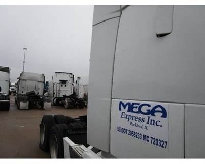 Volvo VNL Right Sleeper Fairing