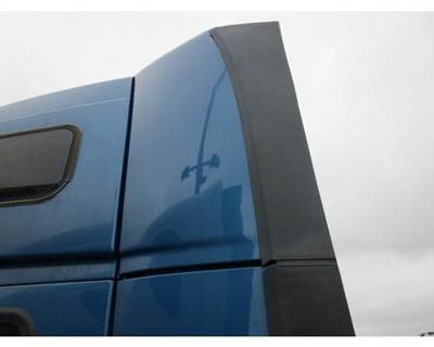 Volvo VNL Left Sleeper Fairing