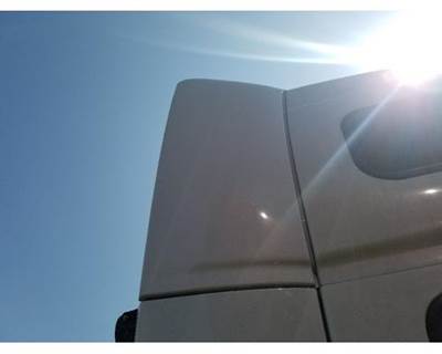 Volvo VNL Right Sleeper Fairing
