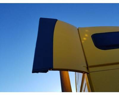 Volvo VNL Right Sleeper Fairing