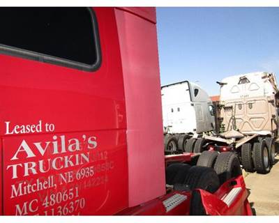 Volvo VNL Left Sleeper Fairing