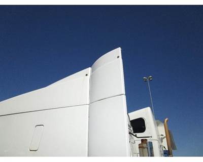 Volvo VNL Left Sleeper Fairing
