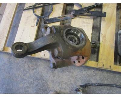 USED CHEVY 6500 SPINDLE 
