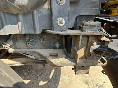 International 4300 Right Spring Hanger