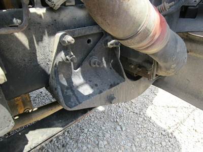 International 9200i Right Spring Hanger