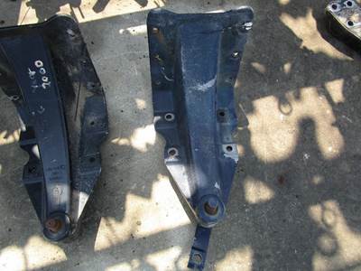 Kenworth Spring Hanger