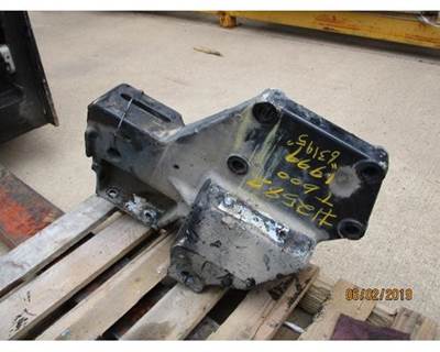 Kenworth T600 Spring Hanger