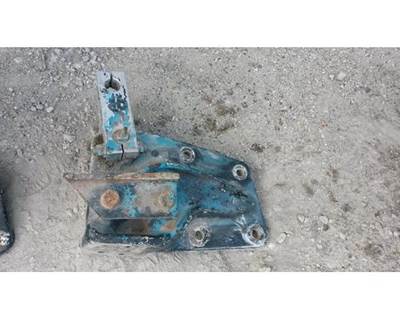 Mack Spring Hanger
