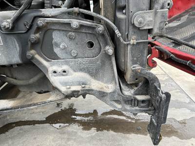 Paccar 579 Right Spring Hanger for a Peterbilt 579