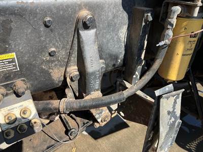 Peterbilt 379 Spring Hanger
