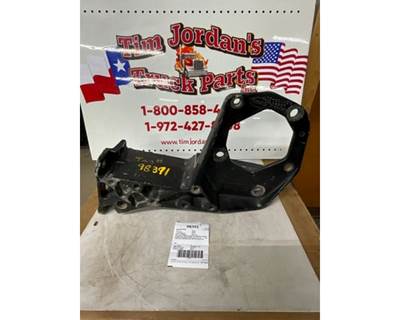 Peterbilt 379 Spring Hanger