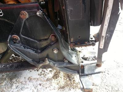Peterbilt 387 Right Spring Hanger