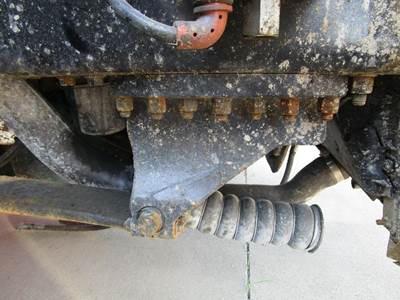 Volvo VNL Right Spring Hanger