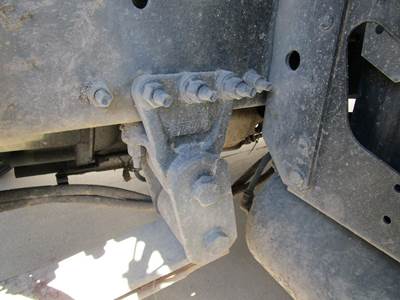 Volvo VNL Spring Hanger