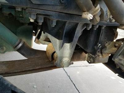 Volvo VNL Spring Hanger