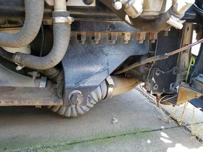 Volvo VNL Spring Hanger