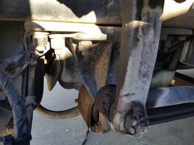 Volvo VNL Spring Hanger