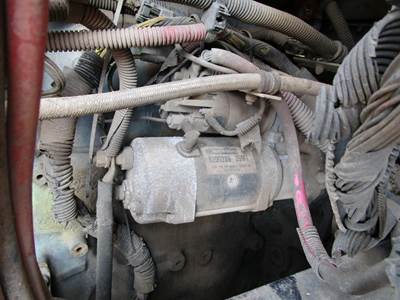 Delco Remy 39MT Starter for a Freightliner COLUMBIA 120