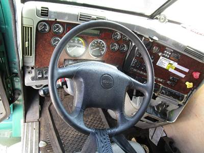 Freightliner ST120 Steering Column