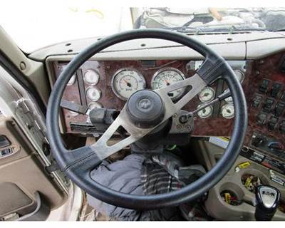 International 5900i Steering Column