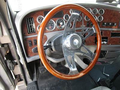 Peterbilt 387 Steering Column