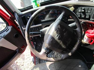 Volvo VNL Steering Column