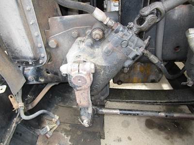 TRW/ROSS TAS65004 Steering Gear / Rack for a Freightliner FLD120