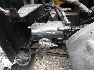 TRW/ROSS TAS65127 Steering Gear / Rack for a Kenworth T2000